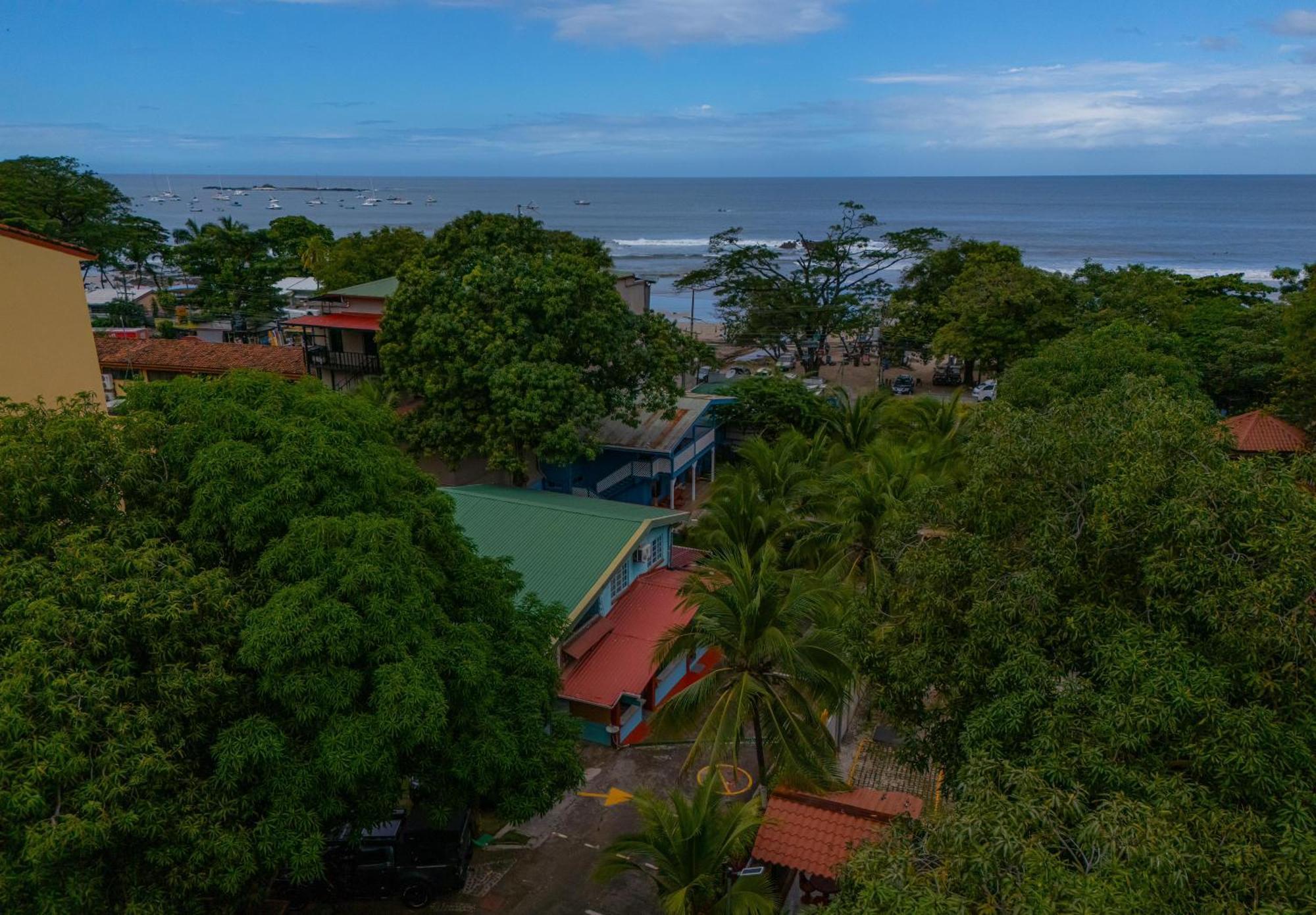 Hotel Marielos Tamarindo Exterior foto